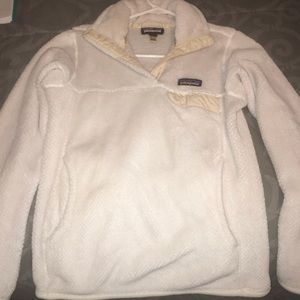 White Patagonia Pull Over